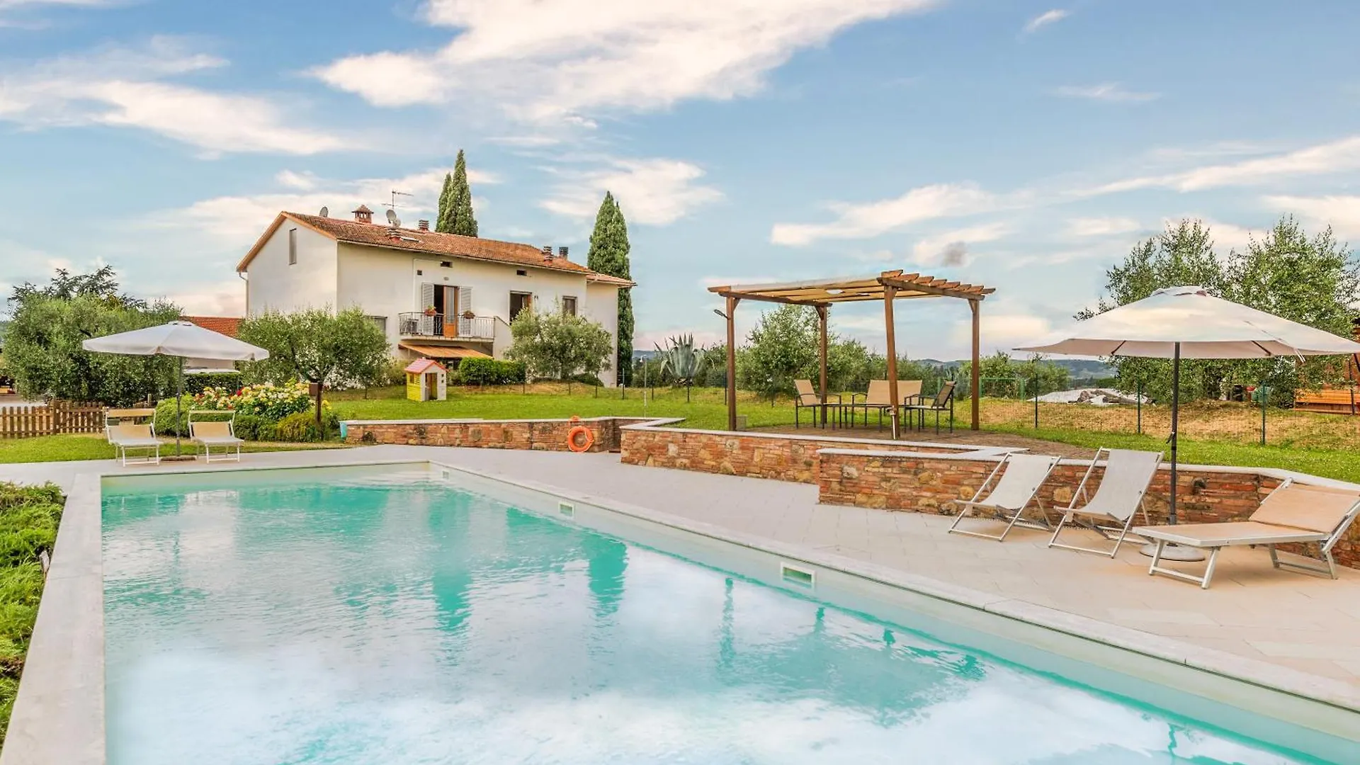 Tenuta Fornacelle La Rosa location